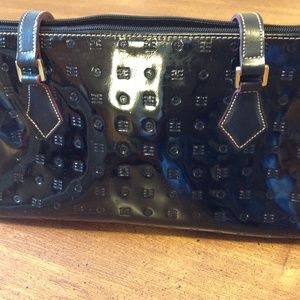 ARCADIA! Black patent leather designer purse